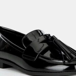 GB New Women’s Teachers-Pet Shiny Tassel Black Loafers 7.5